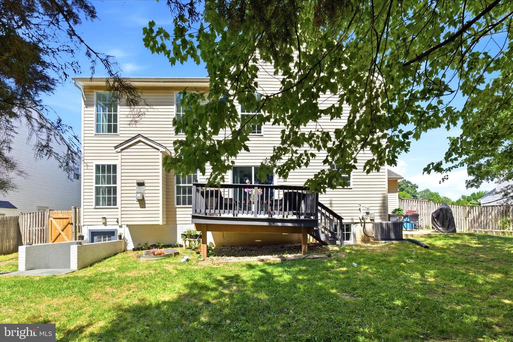 10654 ASHFORD CIRCLE