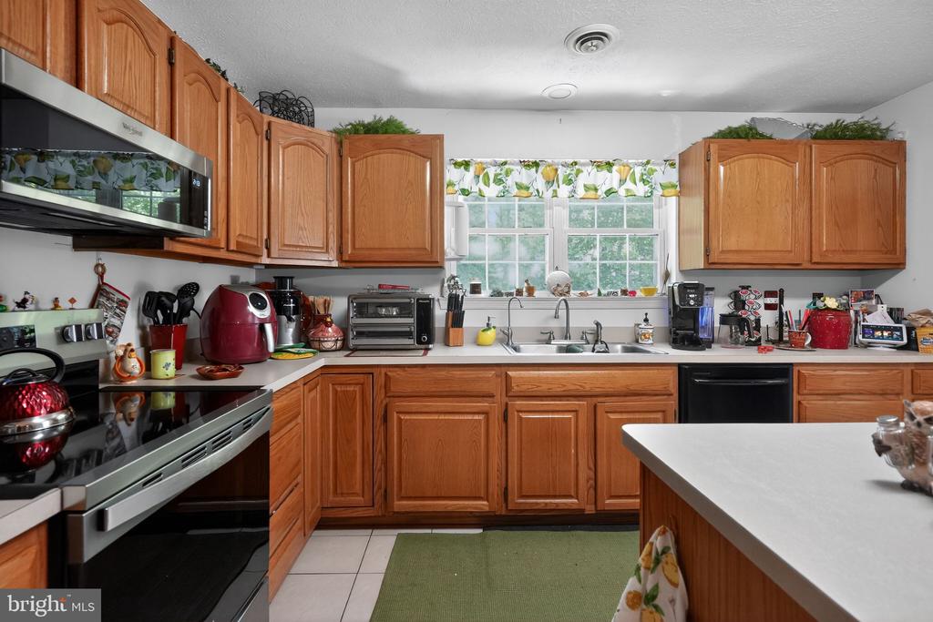 15350 CHRISTY LANE