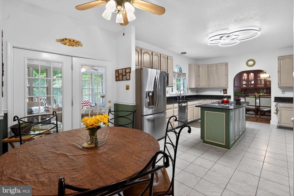 15350 CHRISTY LANE