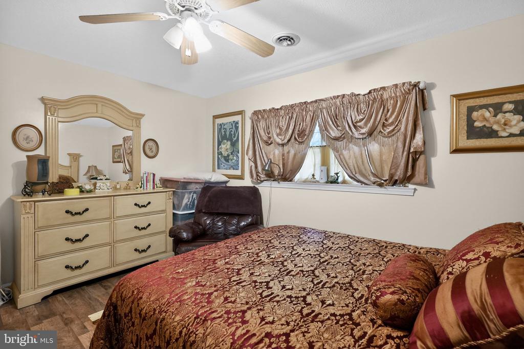 15350 CHRISTY LANE