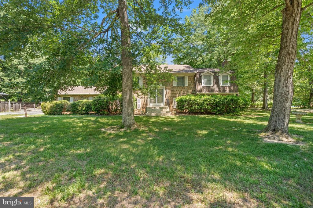 8620 NORMAN DRIVE