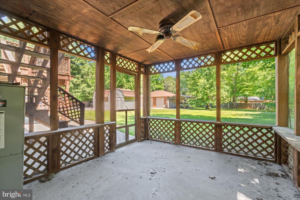 8620 NORMAN DRIVE