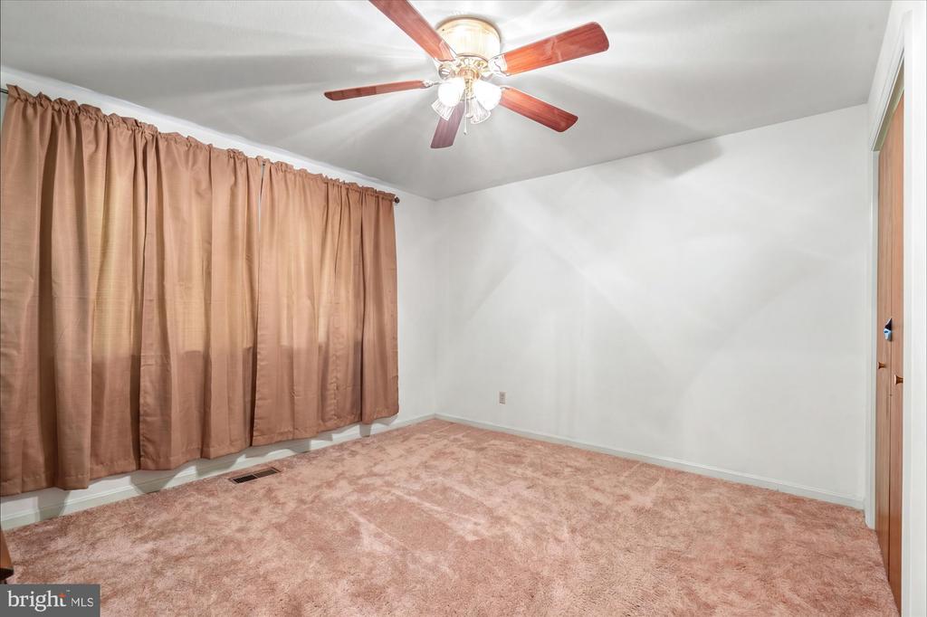 8620 NORMAN DRIVE