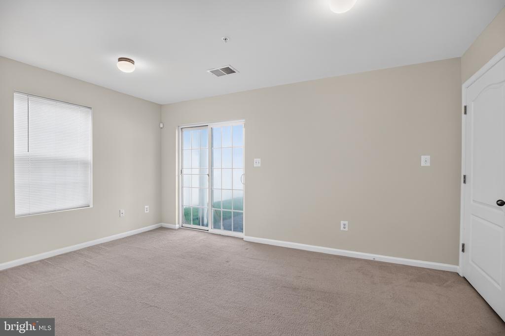 5015 OYSTER REEF PLACE