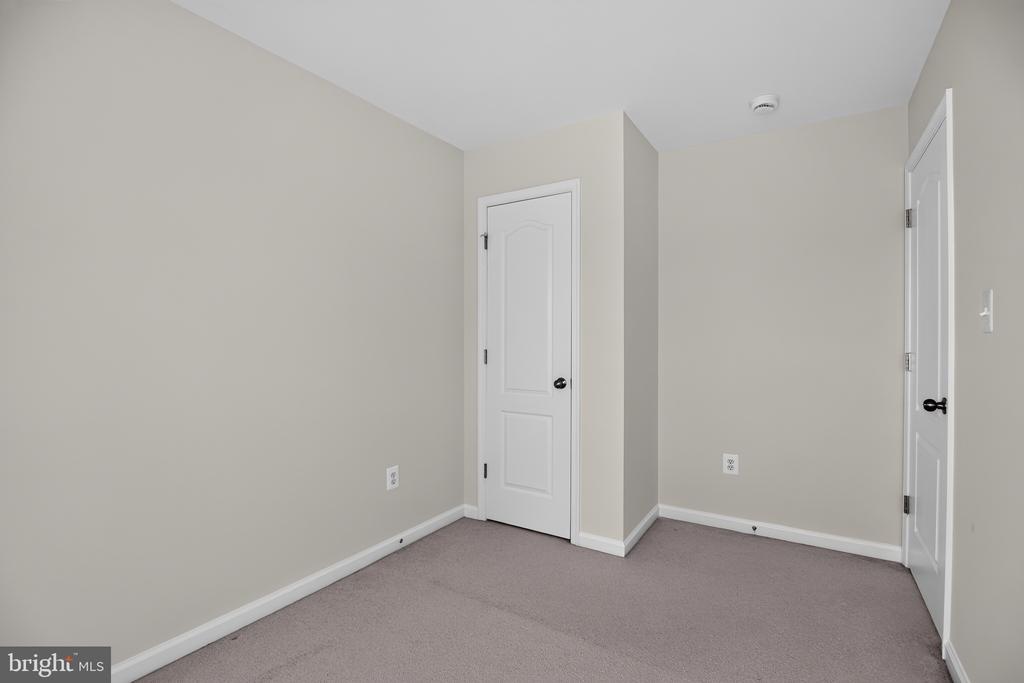 5015 OYSTER REEF PLACE