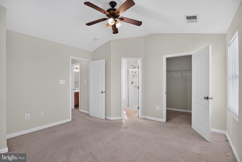 5015 OYSTER REEF PLACE