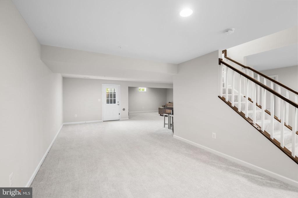 6640 TIMBER RIDGE LANE