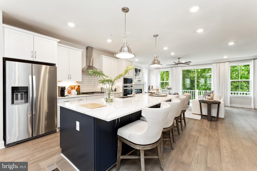 9738 GAELIC PLACE