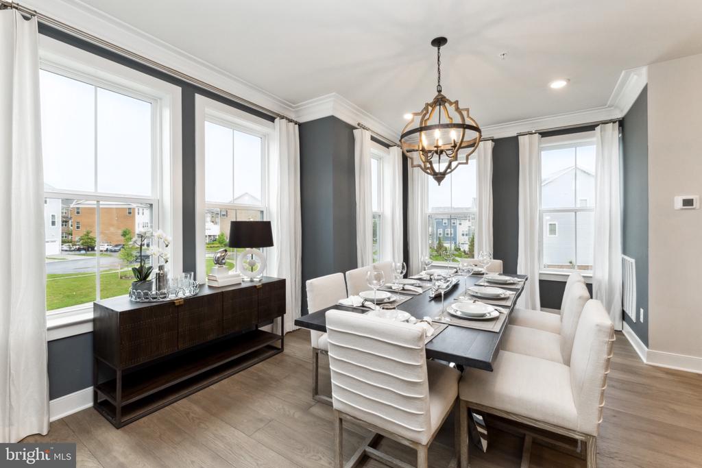 9738 GAELIC PLACE