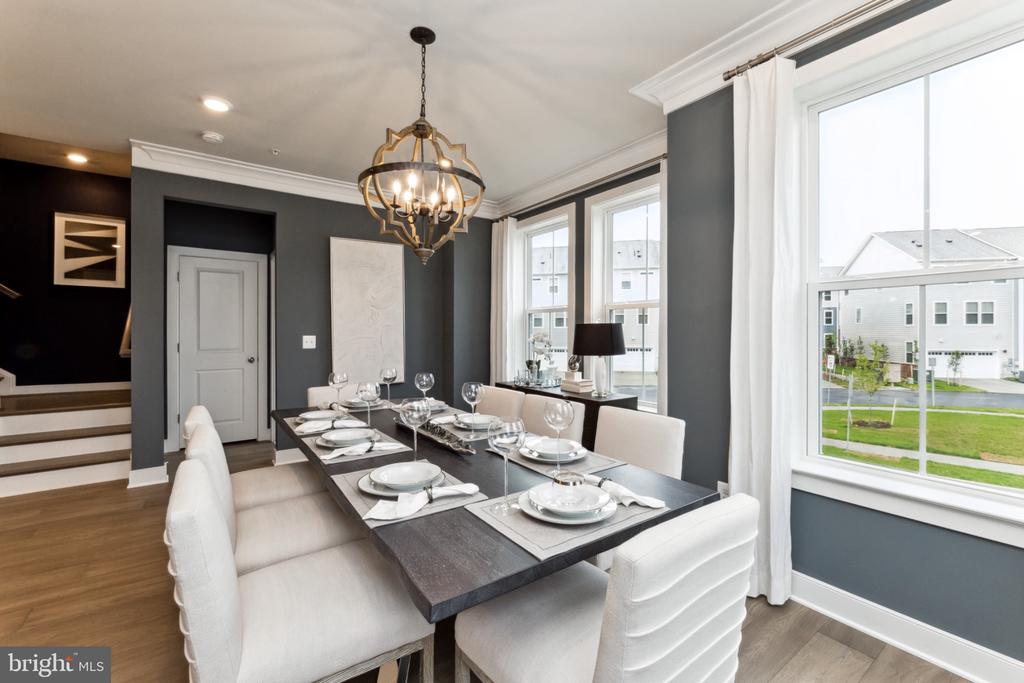 9738 GAELIC PLACE