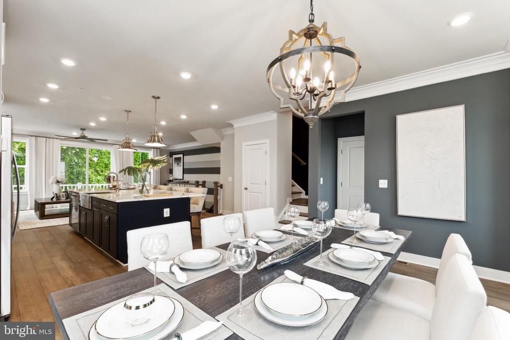 9738 GAELIC PLACE