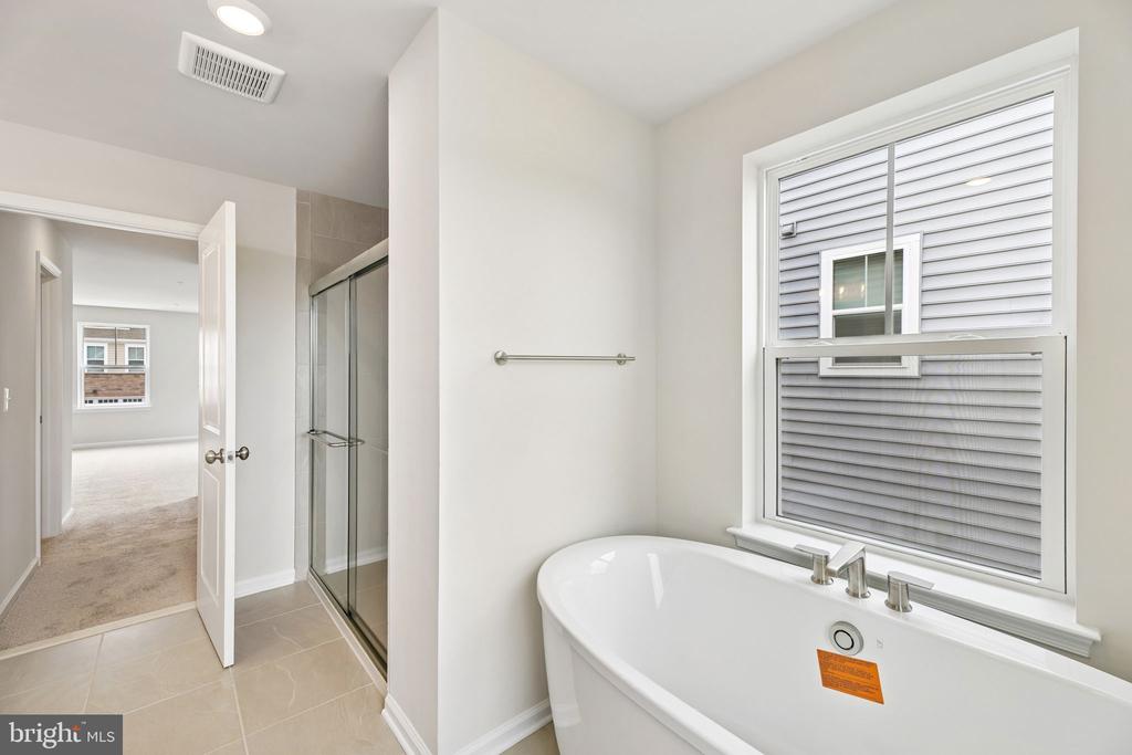 9726 LASSIE COURT