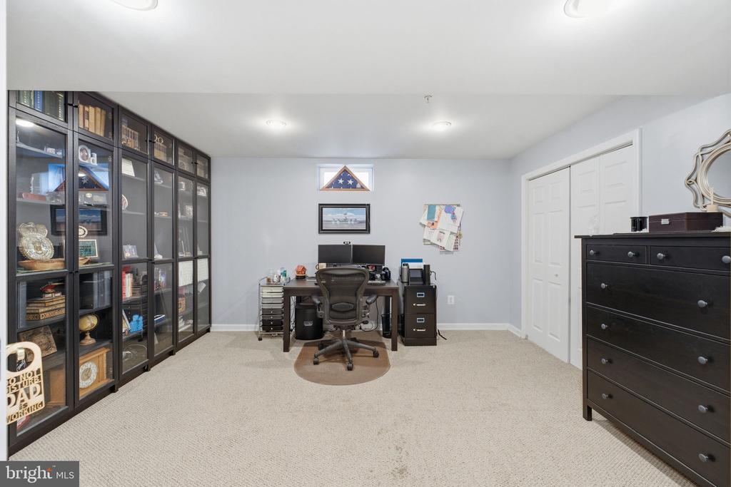 9267 SENNA COURT