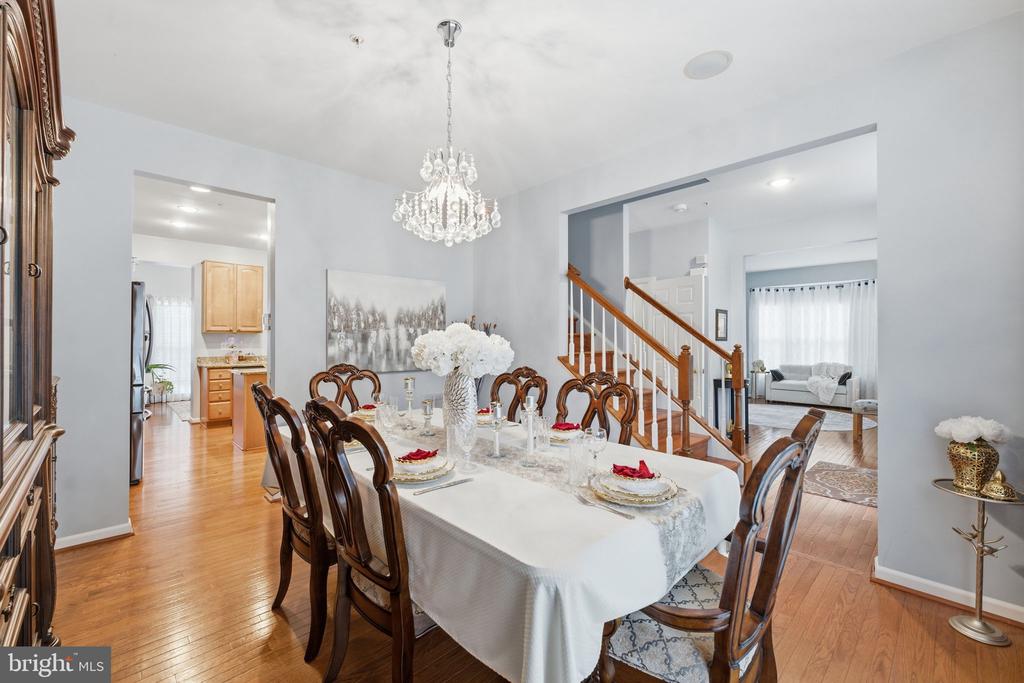 9267 SENNA COURT