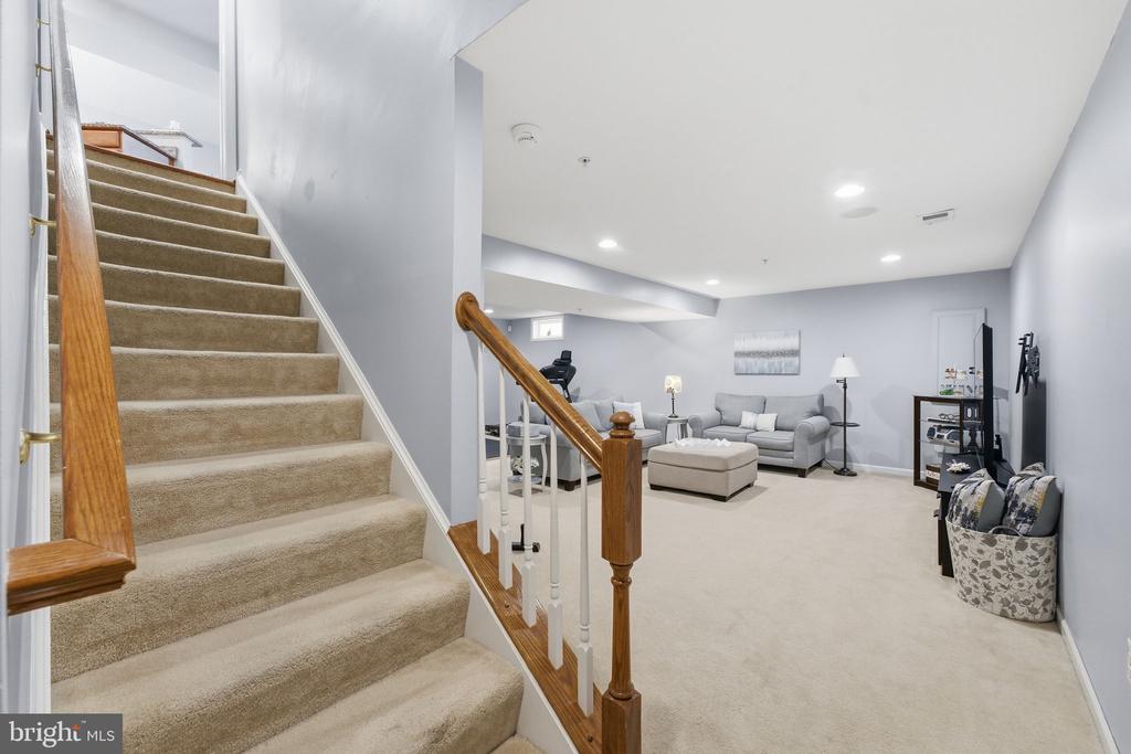 9267 SENNA COURT