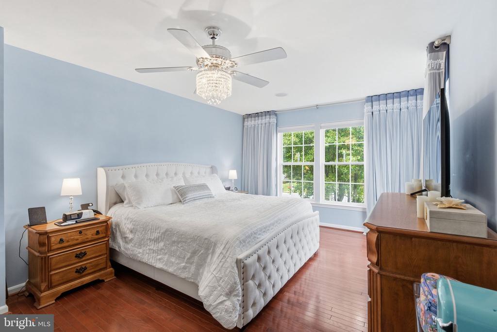 9267 SENNA COURT