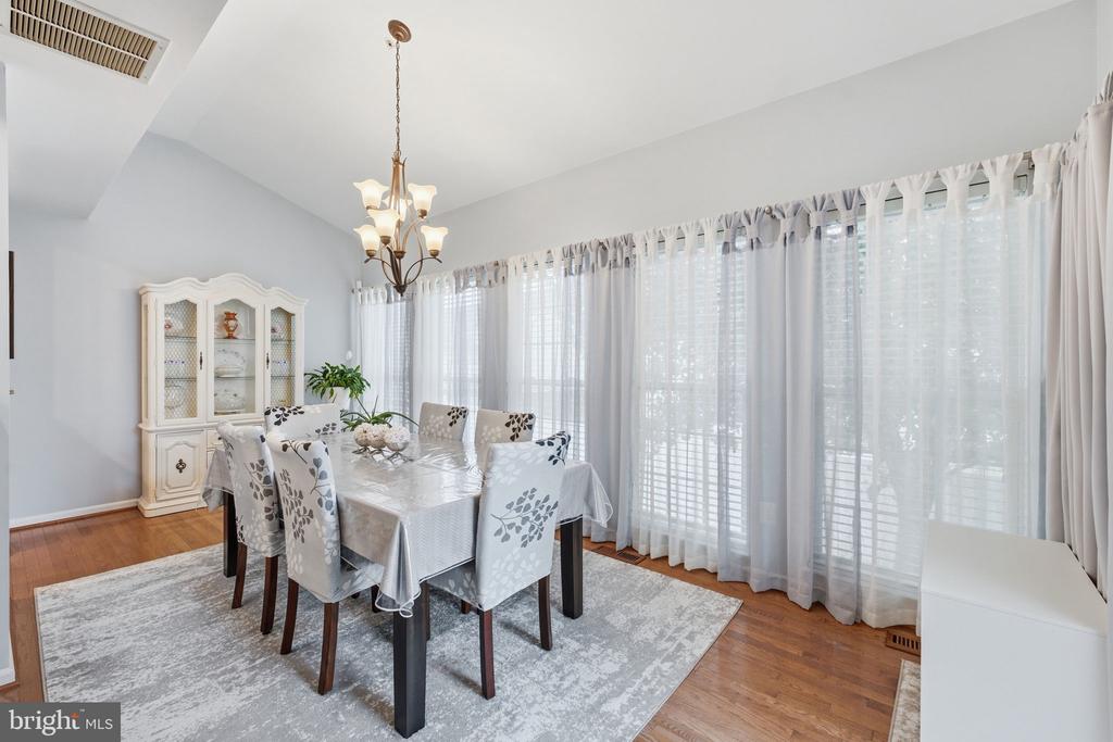 9267 SENNA COURT