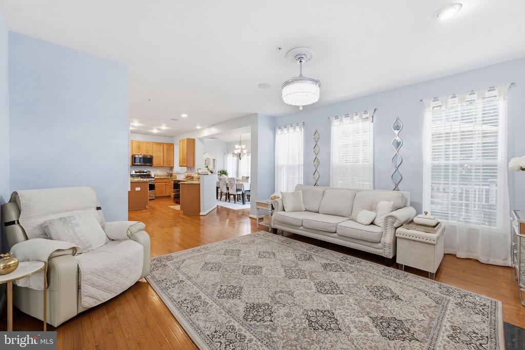 9267 SENNA COURT