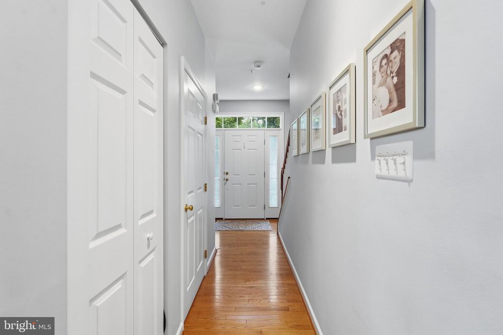 9267 SENNA COURT