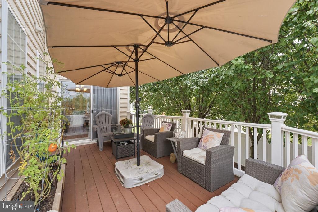 9267 SENNA COURT