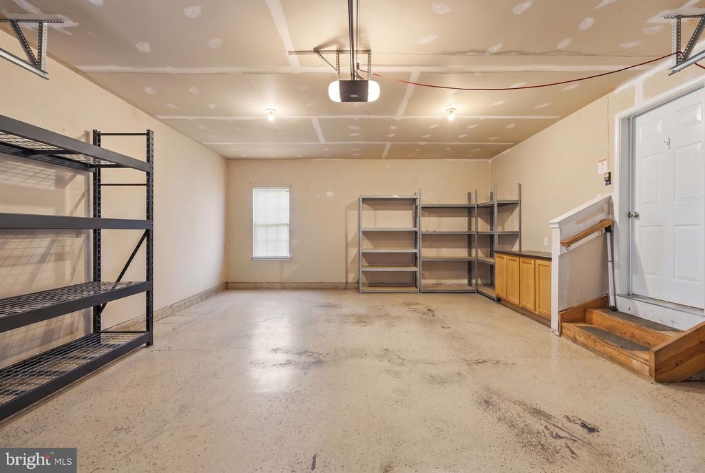 9267 SENNA COURT