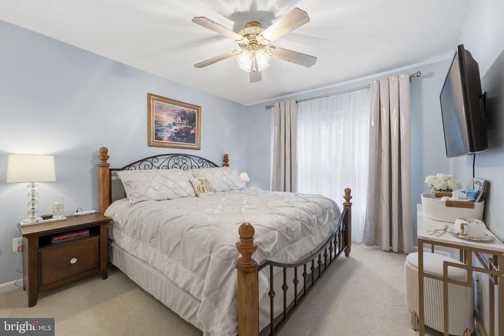 9267 SENNA COURT