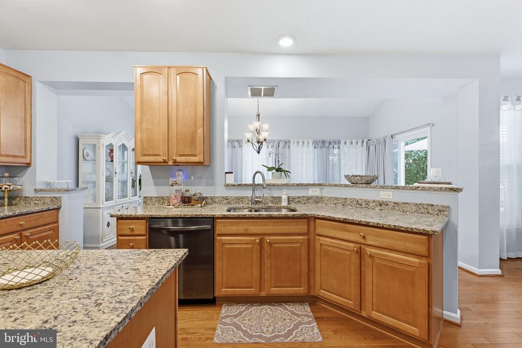 9267 SENNA COURT