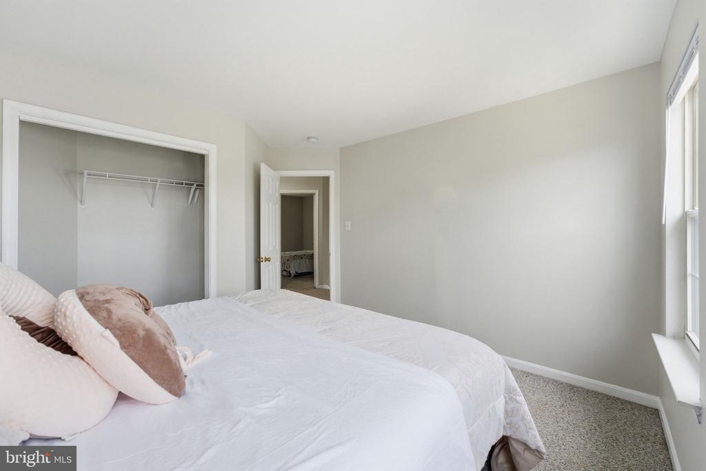 2500 DOWITCHER COURT