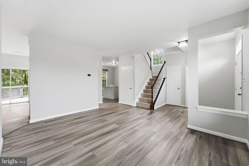 2500 DOWITCHER COURT