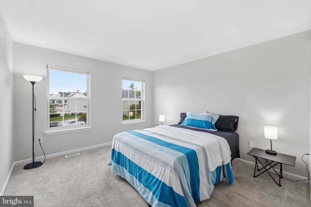 2500 DOWITCHER COURT