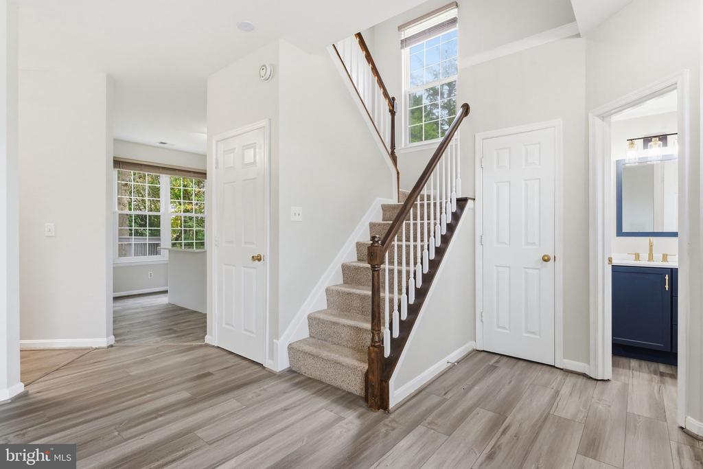 2500 DOWITCHER COURT