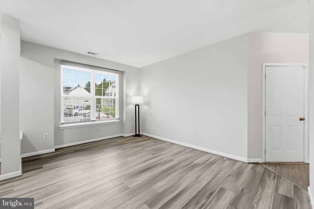 2500 DOWITCHER COURT