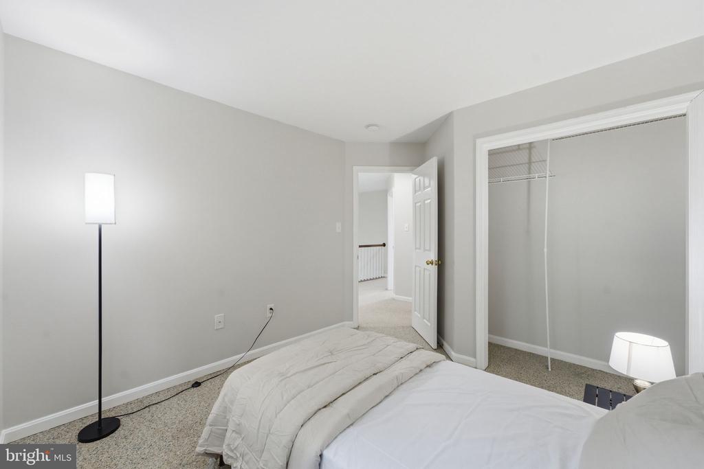 2500 DOWITCHER COURT