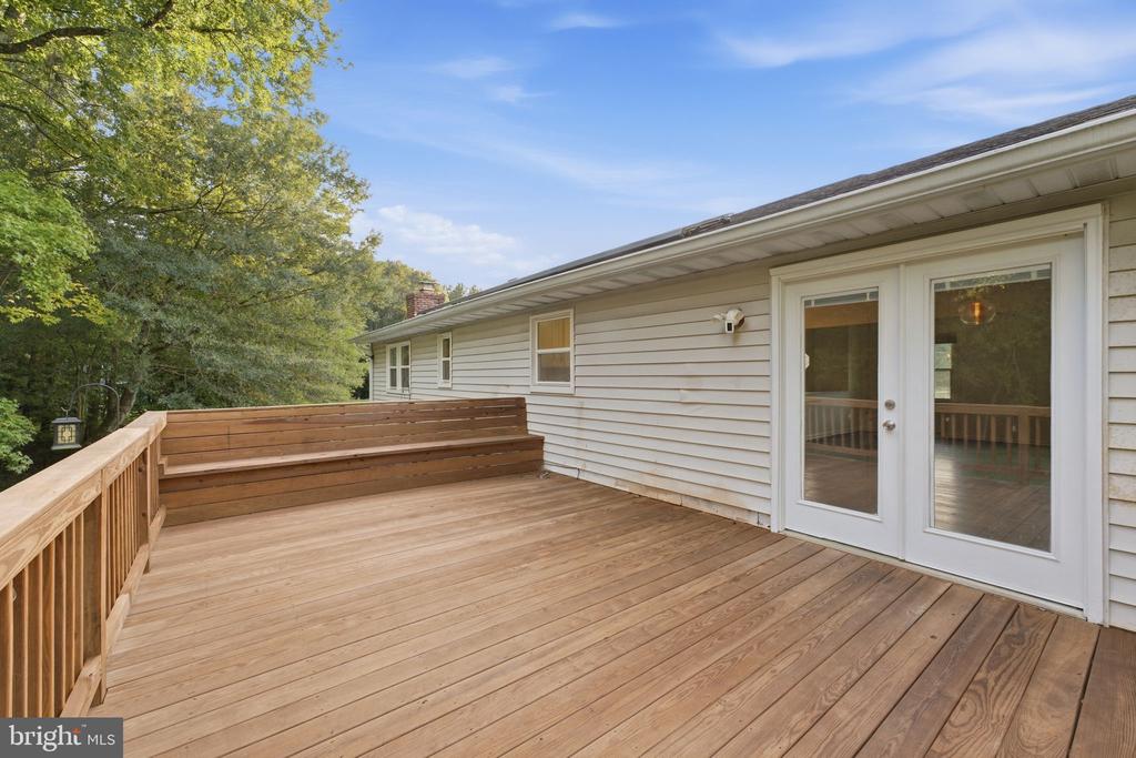11567 DEER LANE