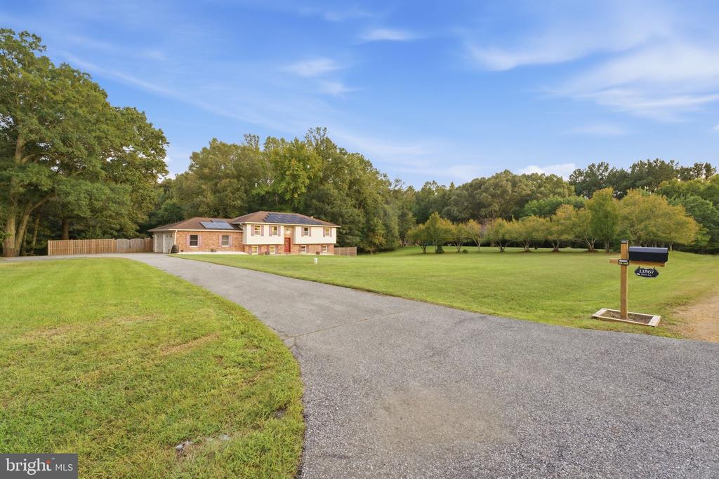 11567 DEER LANE