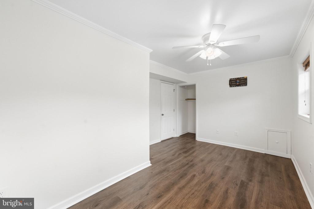 11567 DEER LANE