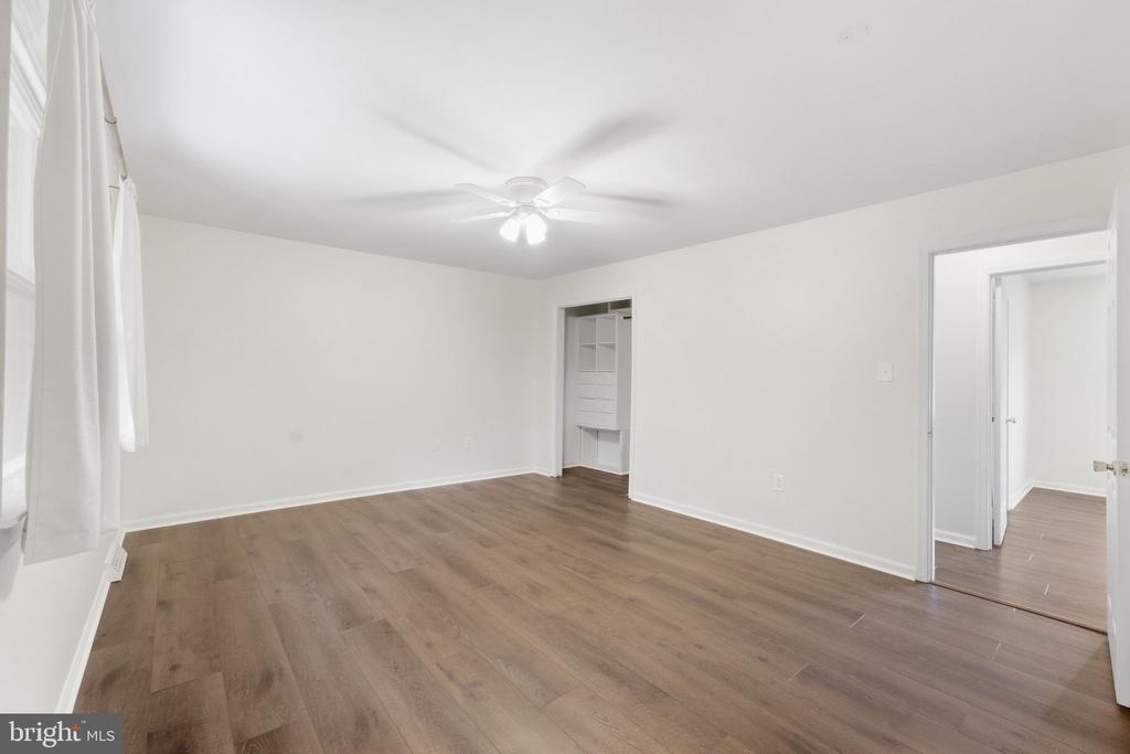11567 DEER LANE