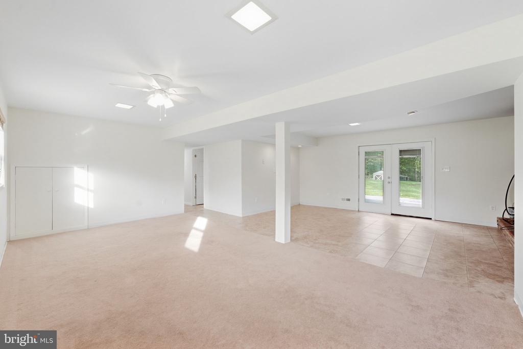 11567 DEER LANE