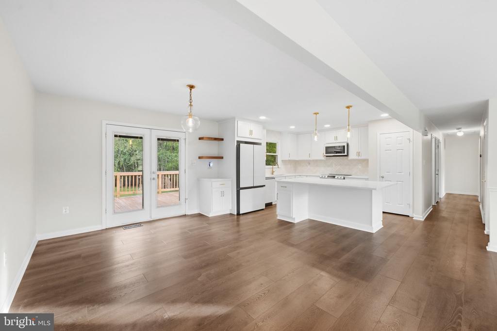 11567 DEER LANE
