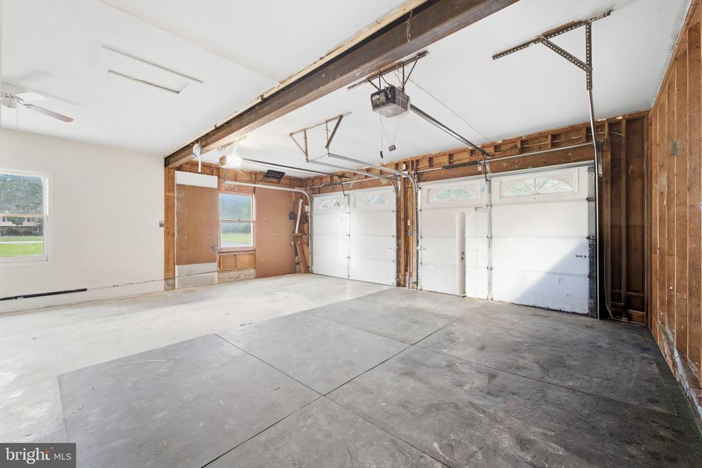 11567 DEER LANE