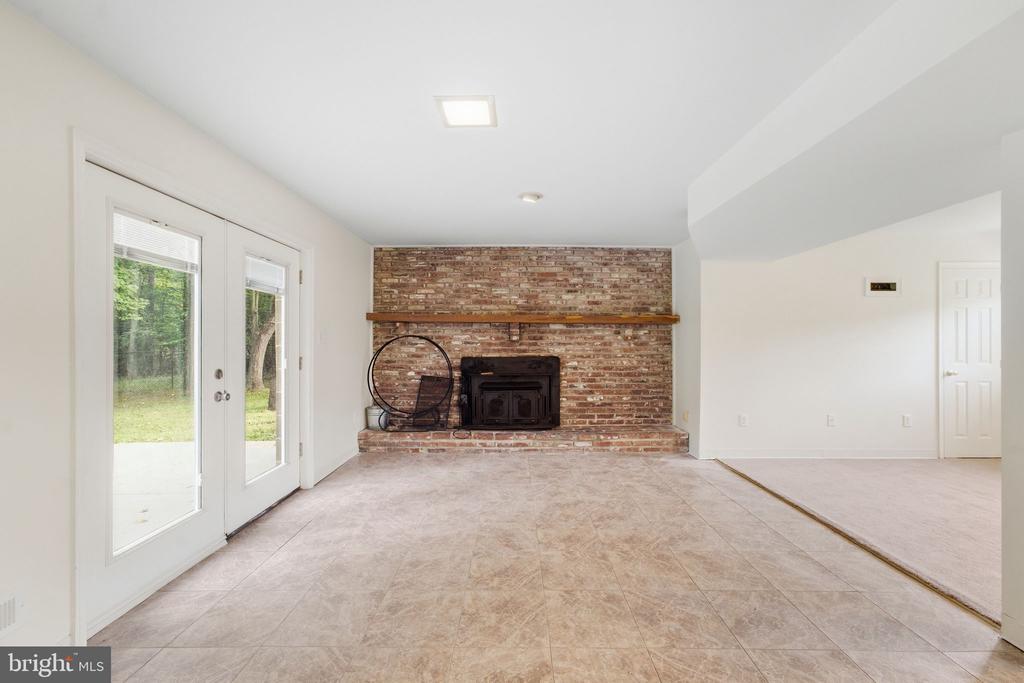11567 DEER LANE