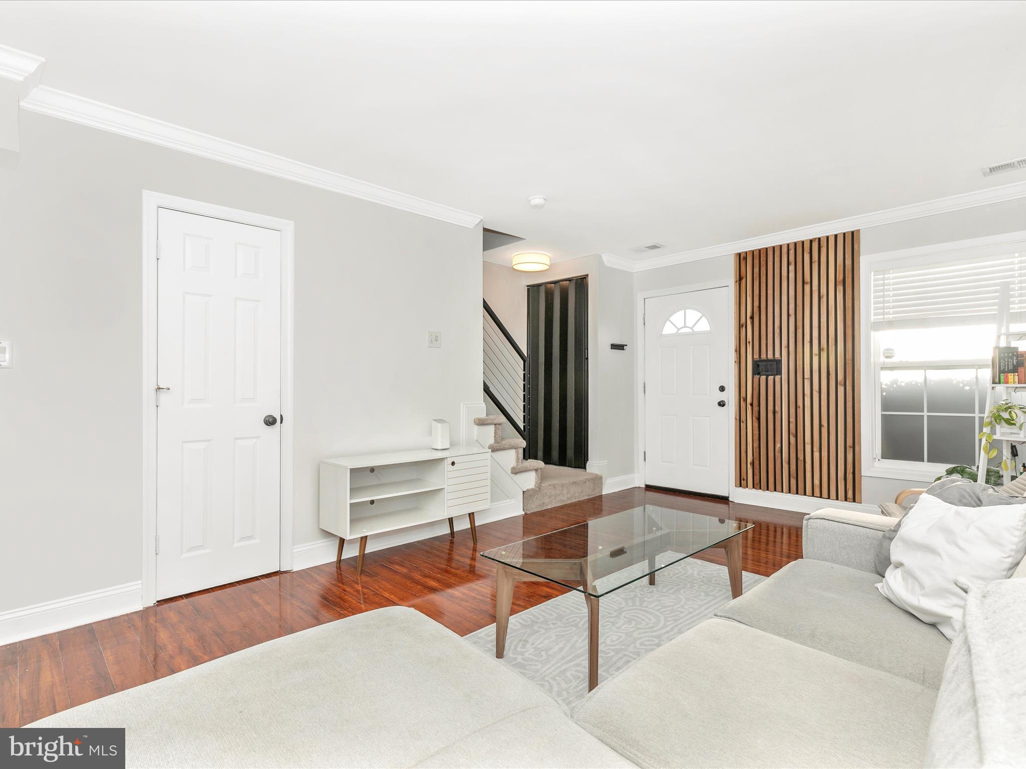 540 Wellington COURT