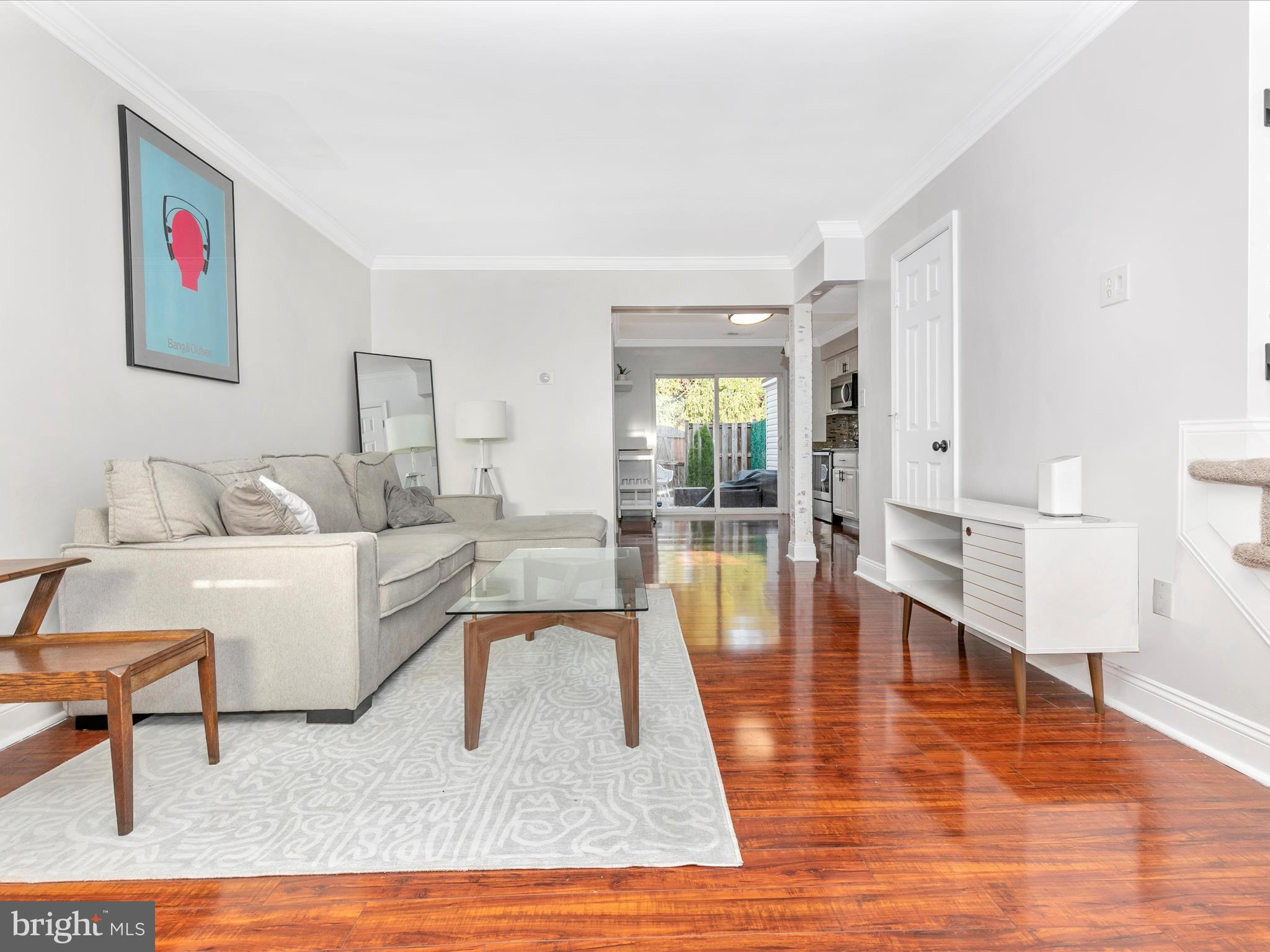 540 Wellington COURT