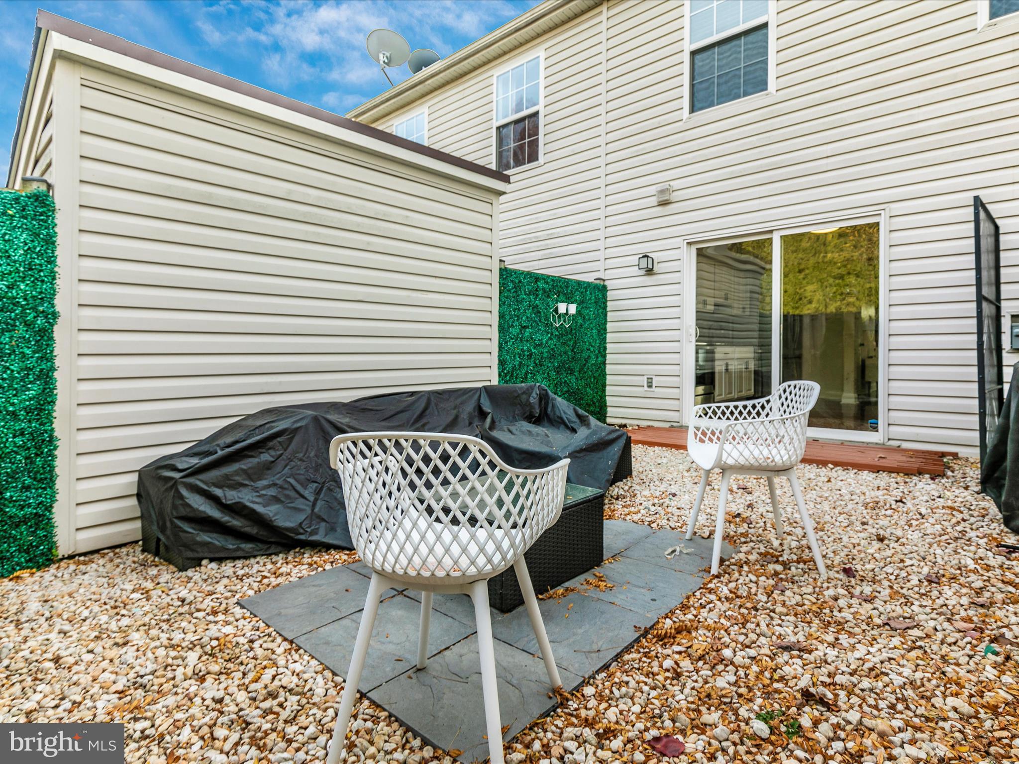 540 Wellington COURT
