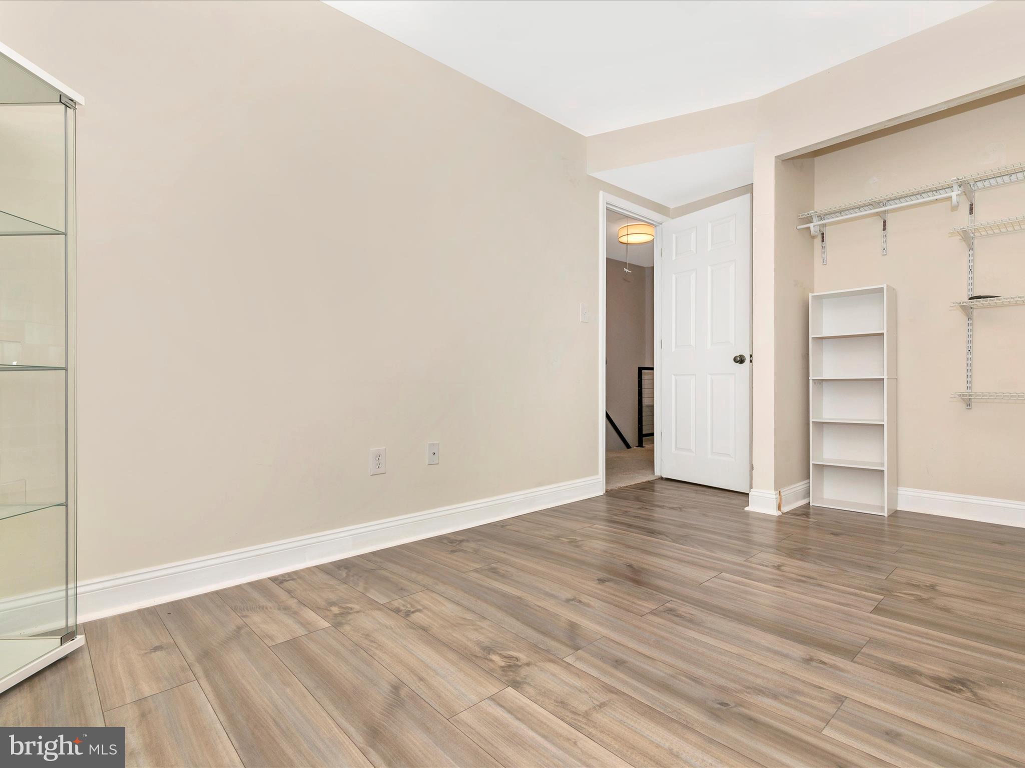 540 Wellington COURT