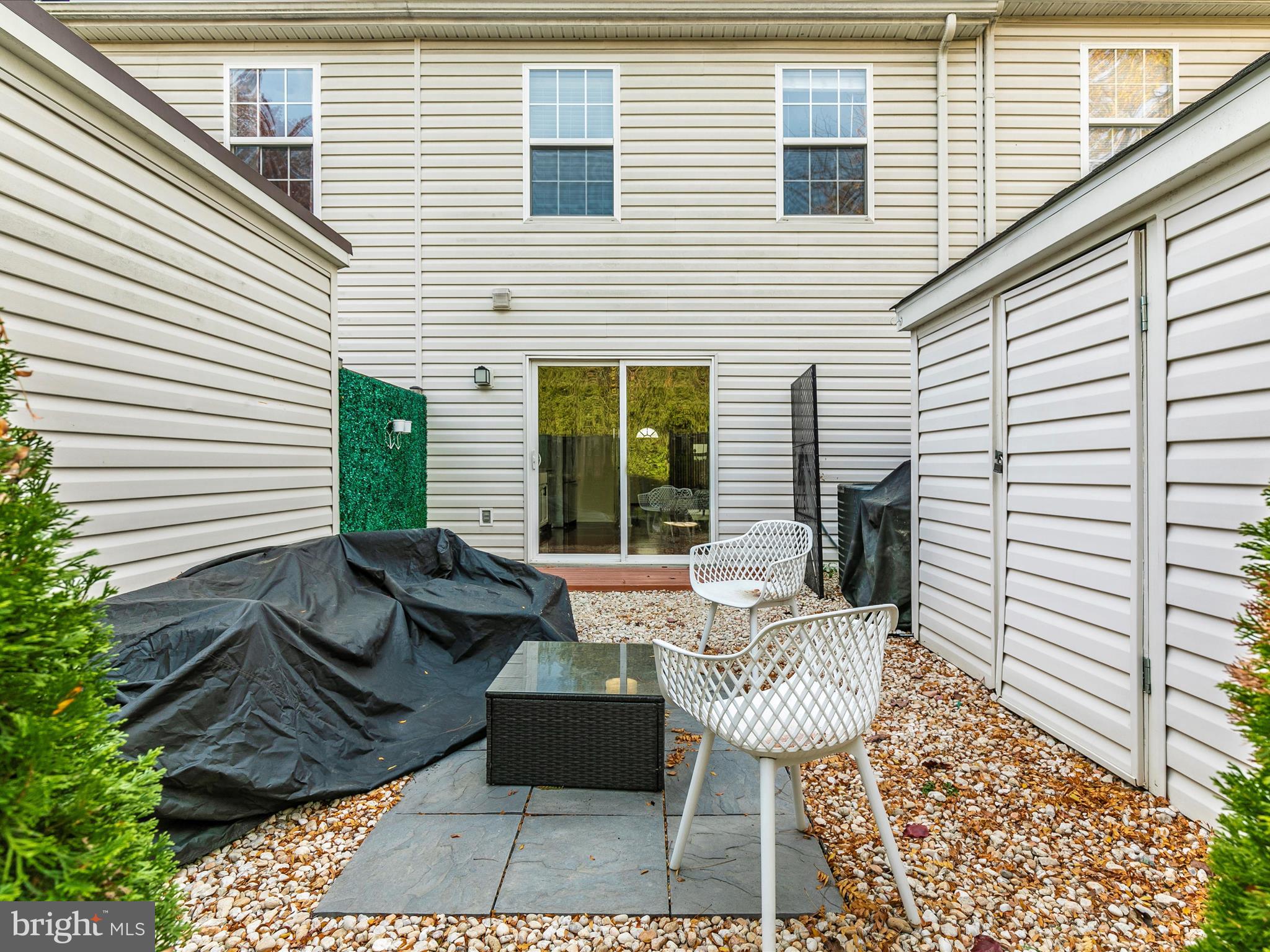 540 Wellington COURT