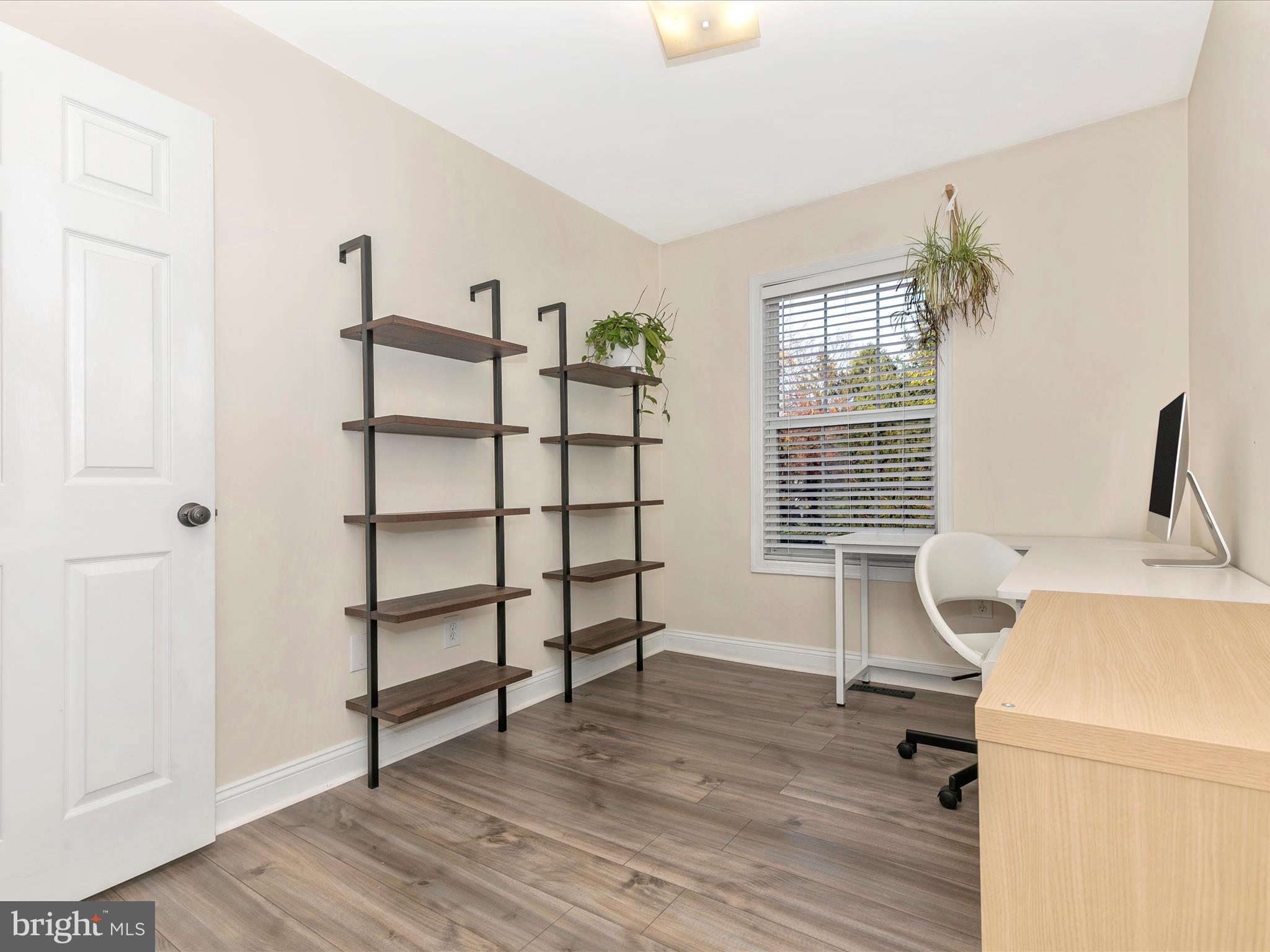 540 Wellington COURT