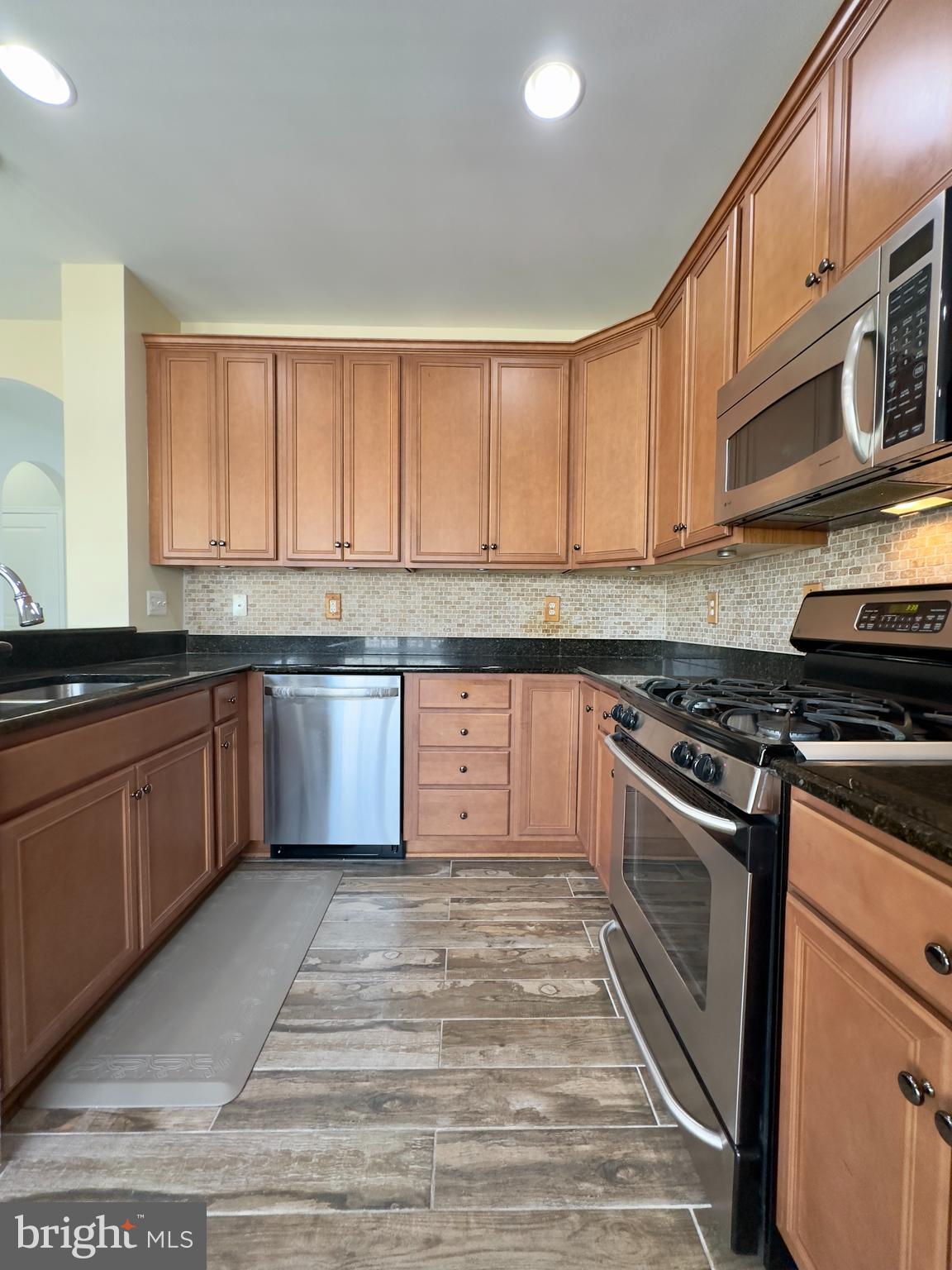 1790-B Poolside Way #22-B