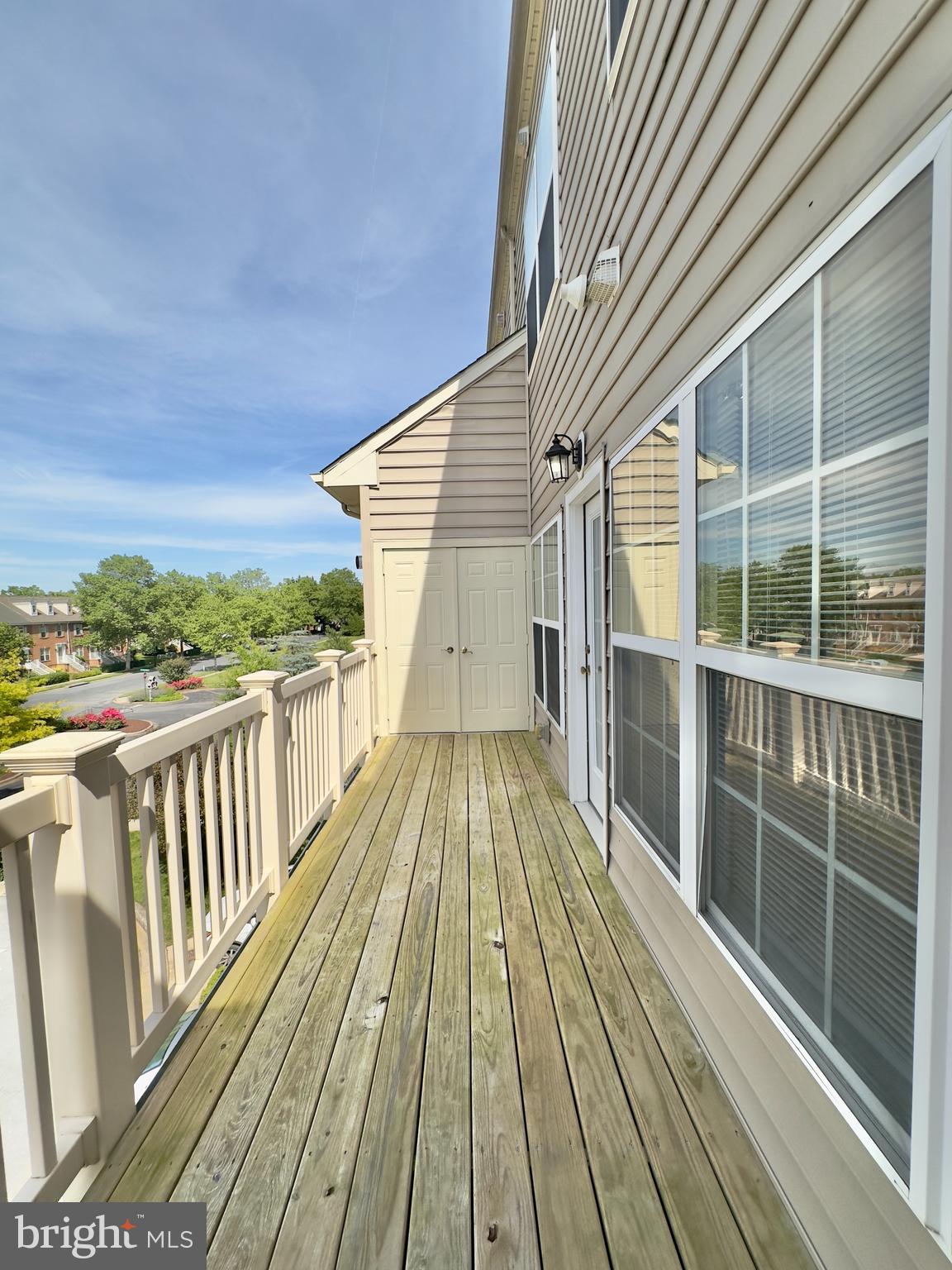 1790-B Poolside Way #22-B