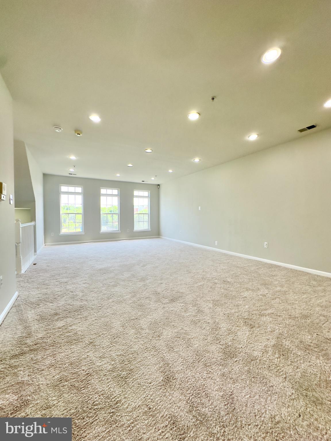 1790-B Poolside Way #22-B